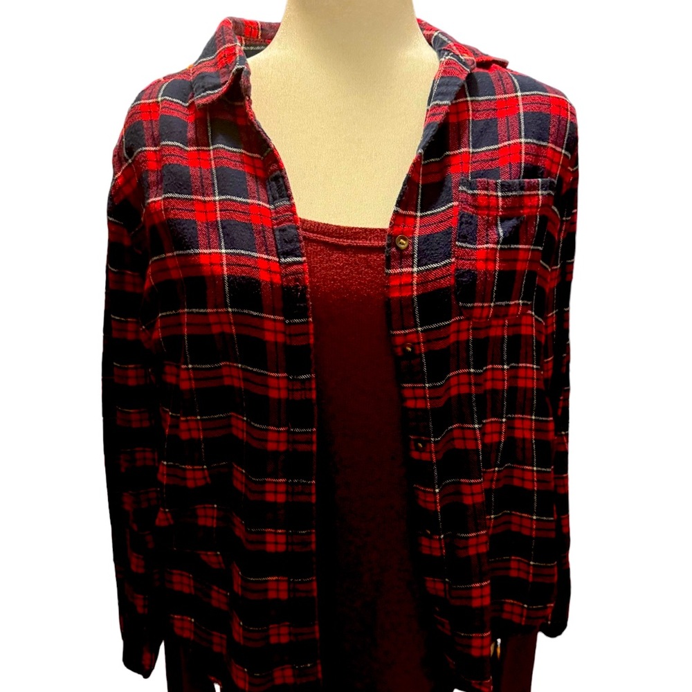 Hollister flannel - size S